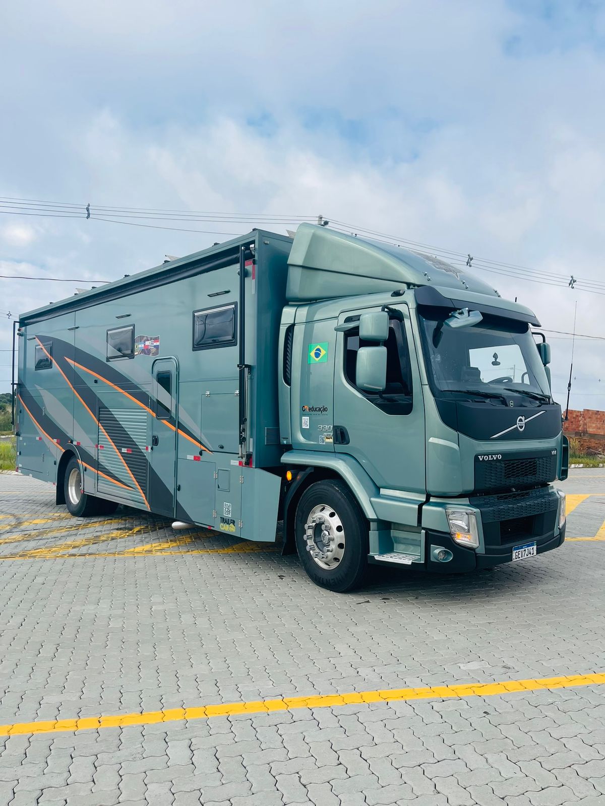 Caminhão 1