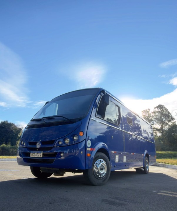 Micro-Ônibus Motorhome - Foto Principal
