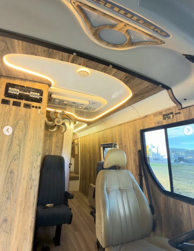 Micro-Ônibus Motorhome - Foto 5